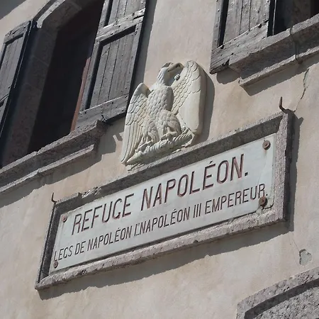 Hotel Hôtel, Le Refuge Napoléon *